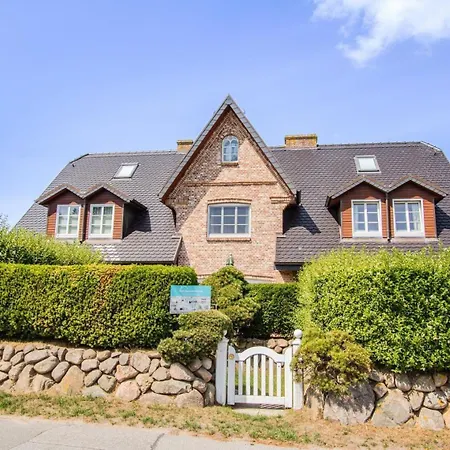 Haus-moin بيت للعطل *