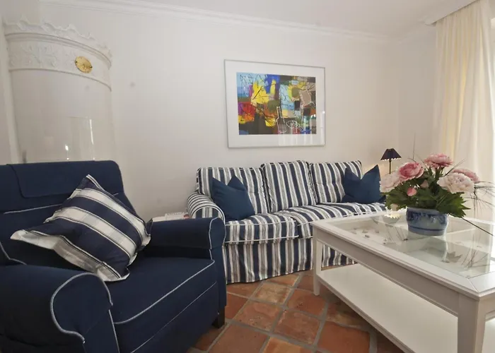 Haus-moin Semesterbostad Munkmarsch